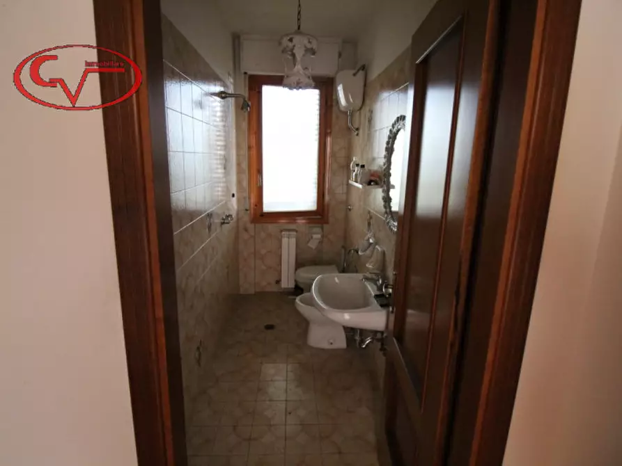 Immagine 16 di Villetta a schiera in vendita  in levane a Montevarchi