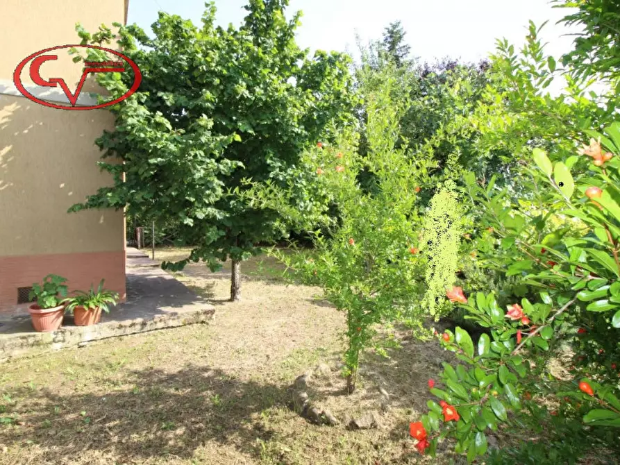 Immagine 28 di Villetta a schiera in vendita  in levane a Montevarchi