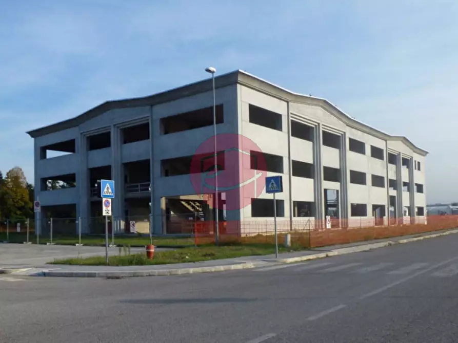 Immagine 1 di Capannone industriale in vendita  a Longiano