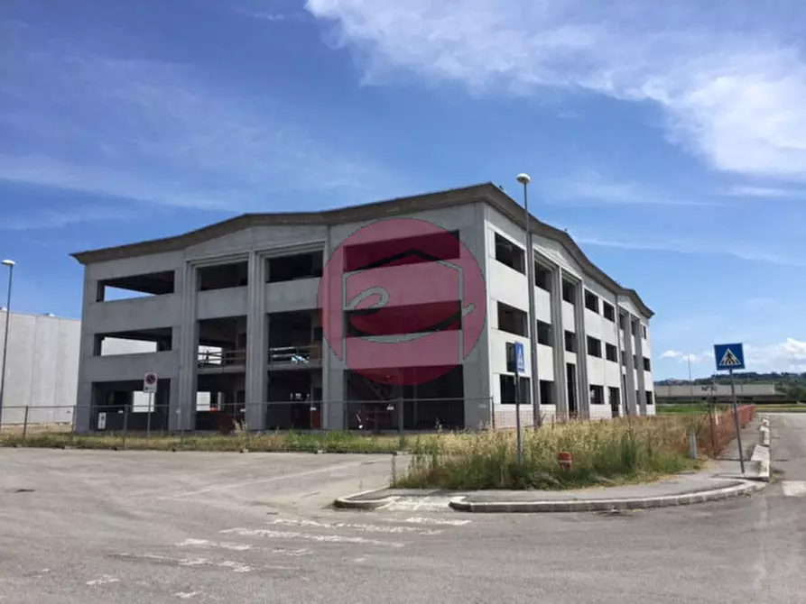 Immagine 2 di Capannone industriale in vendita  a Longiano