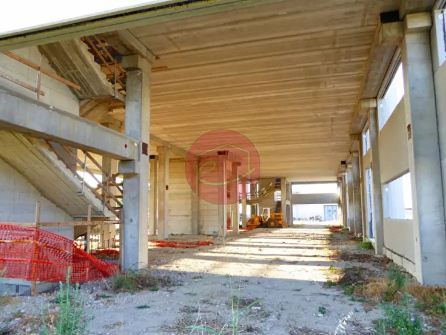 Immagine 17 di Capannone industriale in vendita  a Longiano