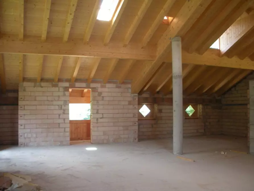 Immagine 9 di Rustico / casale in vendita  a Pejo