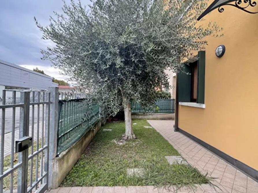 Immagine 9 di Appartamento in affitto  in Via S. Girolamo 2B a Este