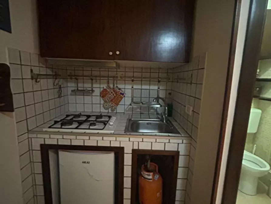 Immagine 17 di Appartamento in affitto  in Piazza dante a Napoli