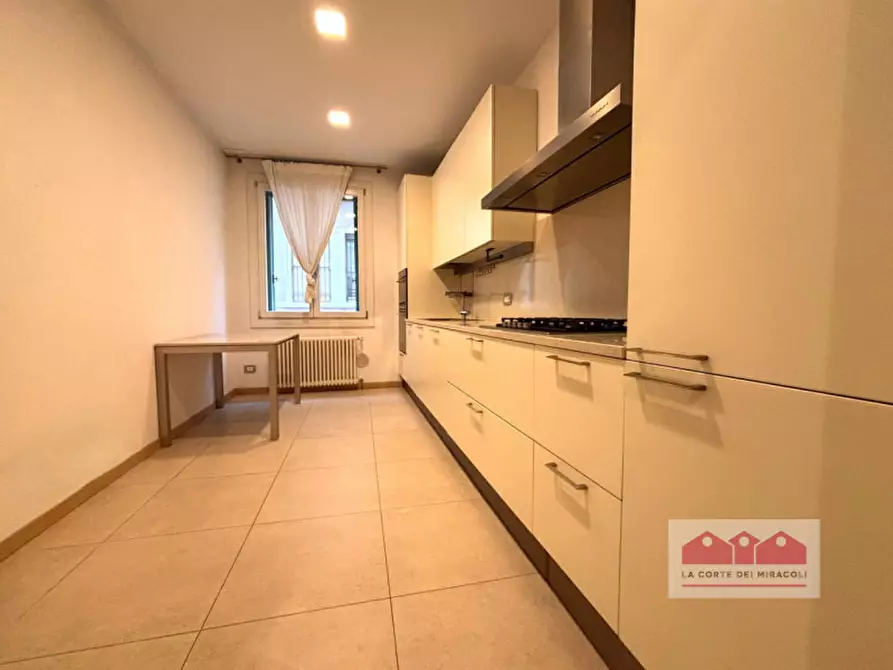 Immagine 10 di Appartamento in affitto  in Contrà Santa Corona 15 a Vicenza