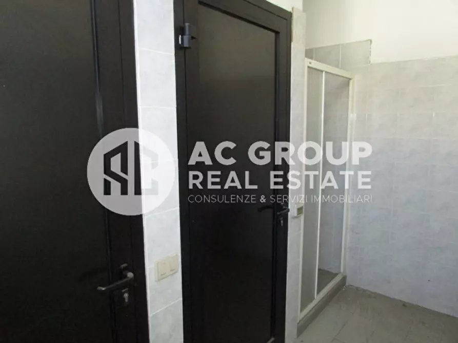 Immagine 8 di Capannone industriale in vendita  in Via G. Di Vittorio a Origgio