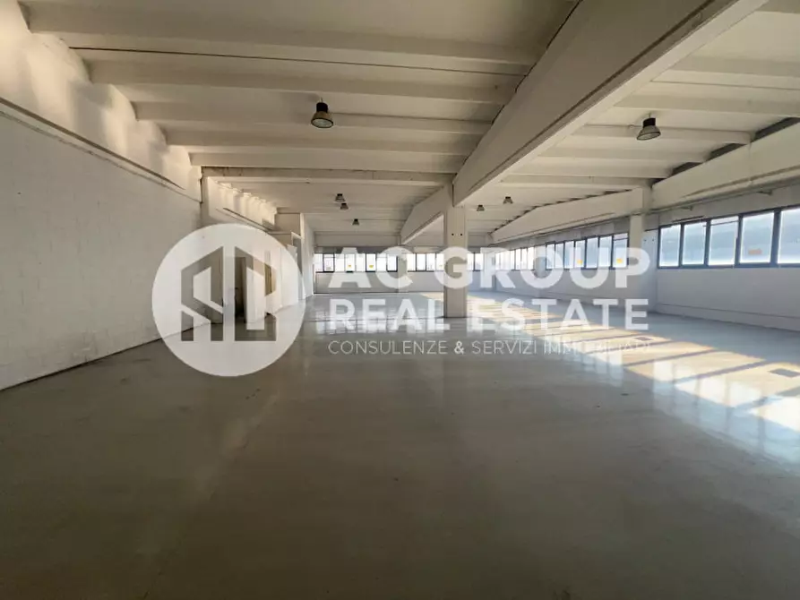 Immagine 16 di Capannone industriale in vendita  in Via G. Di Vittorio a Origgio