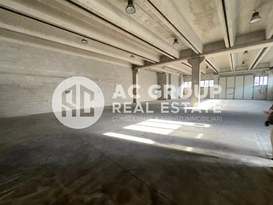 Immagine 18 di Capannone industriale in vendita  in Via G. Di Vittorio a Origgio