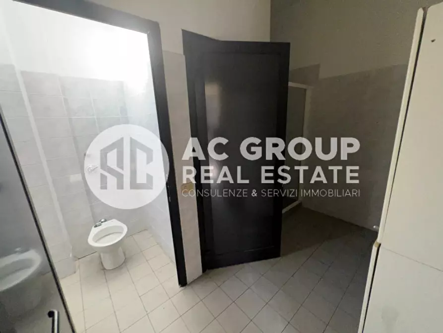 Immagine 25 di Capannone industriale in vendita  in Via G. Di Vittorio a Origgio