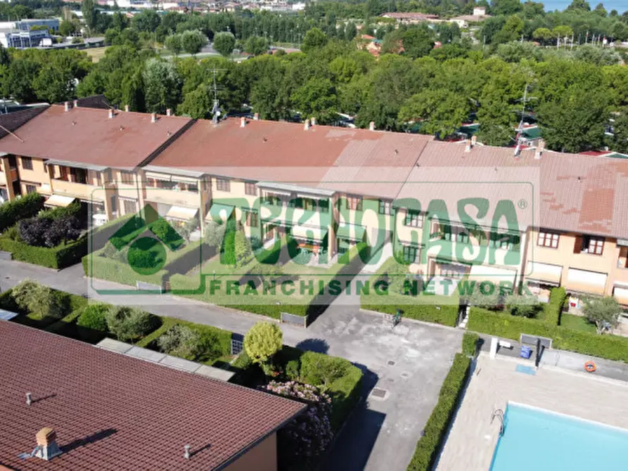 Immagine 4 di Appartamento in vendita  in Residence Giardino (A) a Sirmione