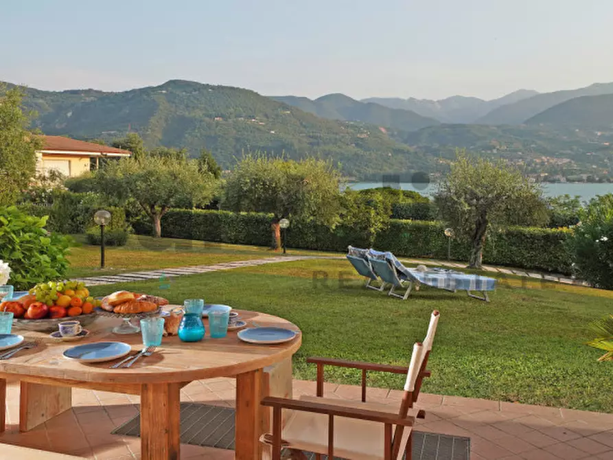 Immagine 1 di Villa in vendita  in Via San Giovanni  35 a San Felice Del Benaco