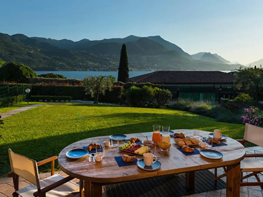 Immagine 17 di Villa in vendita  in Via San Giovanni  35 a San Felice Del Benaco