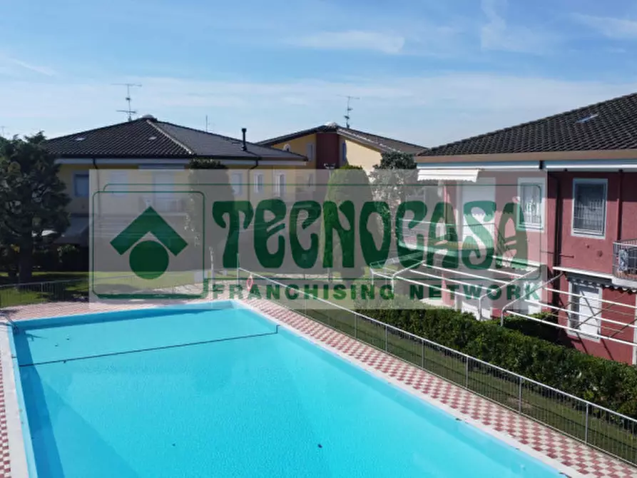 Immagine 8 di Monolocale in vendita  in Residence Le Pagode (B) a Sirmione