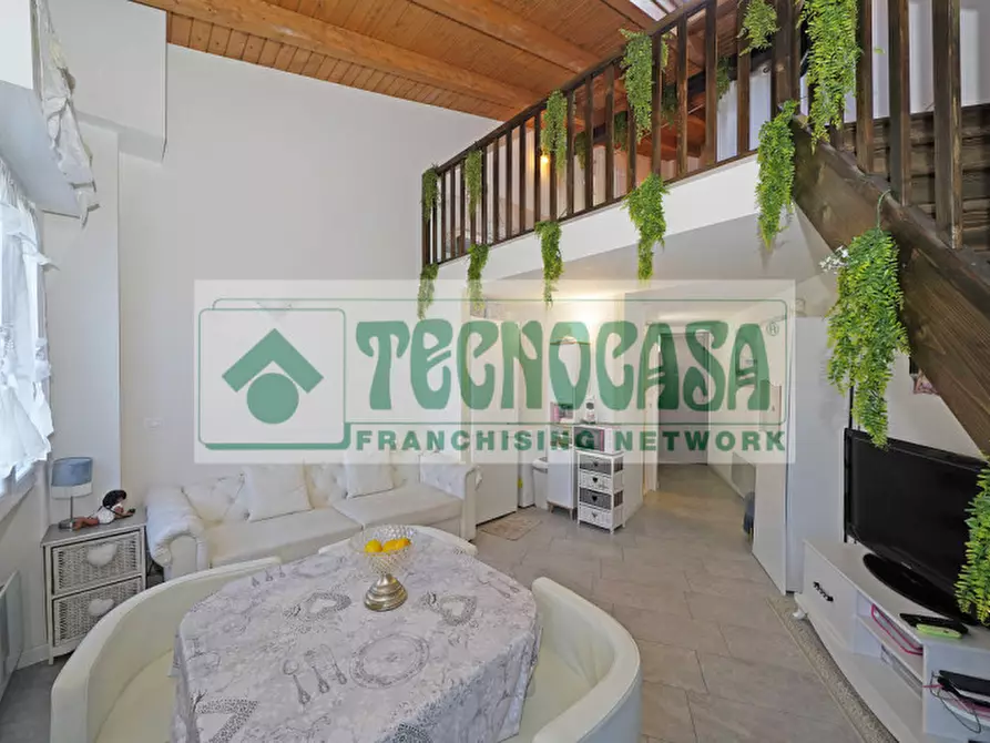 Immagine 22 di Monolocale in vendita  in Residence Le Pagode (B) a Sirmione