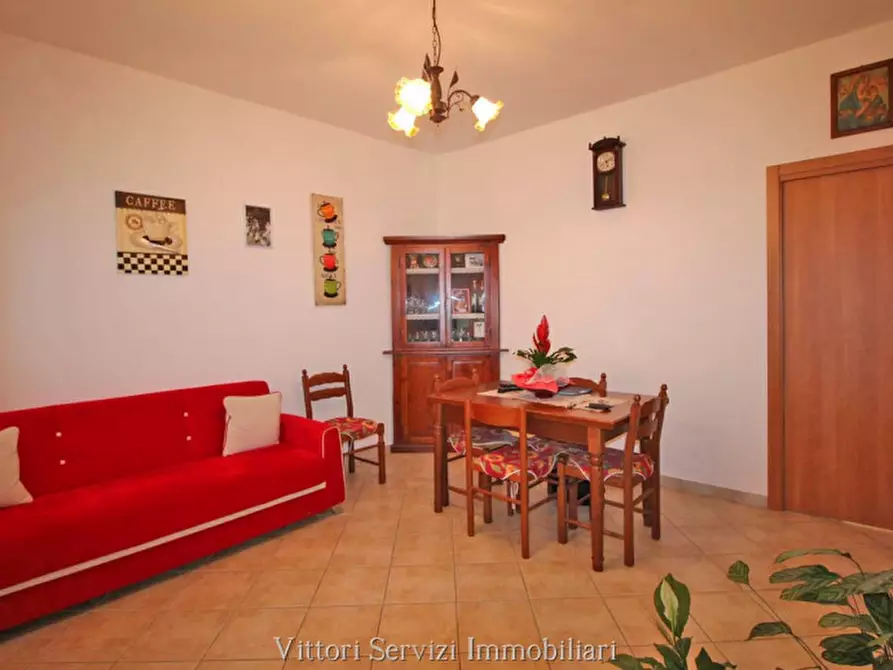 Immagine 3 di Appartamento in vendita  in via piave a Torrita Di Siena