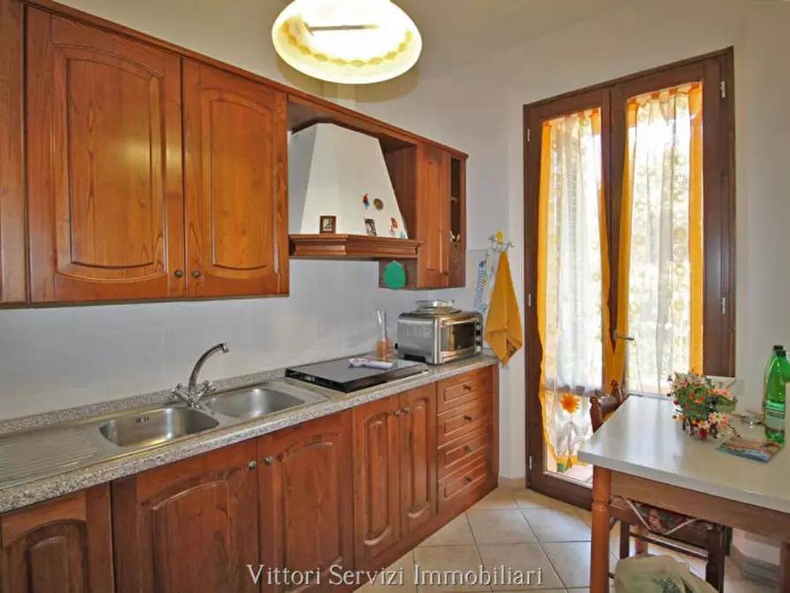 Immagine 5 di Appartamento in vendita  in via piave a Torrita Di Siena