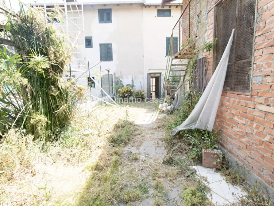 Immagine 20 di Casa indipendente in vendita  in Via Borgo di Casale a Prato