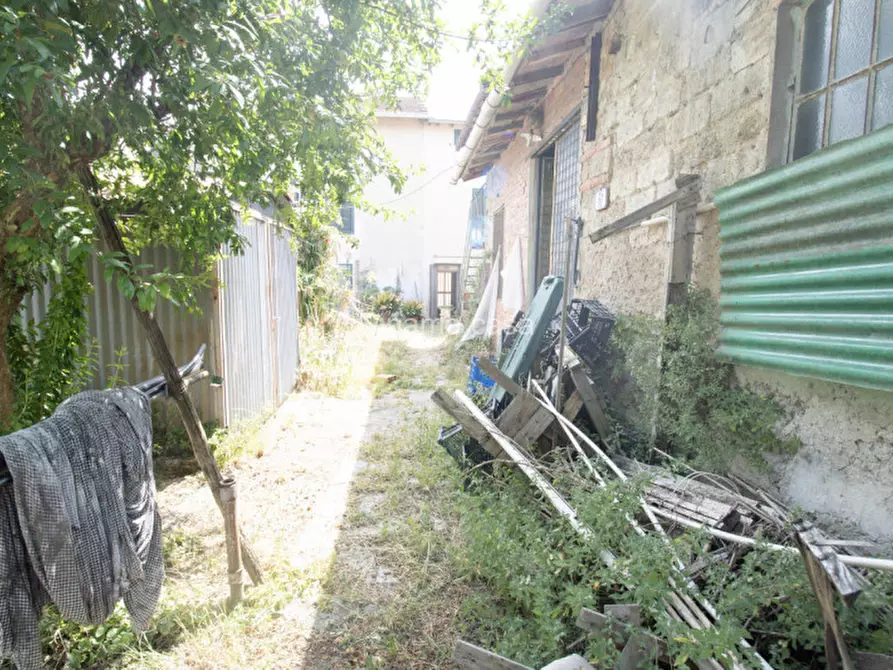 Immagine 21 di Casa indipendente in vendita  in Via Borgo di Casale a Prato