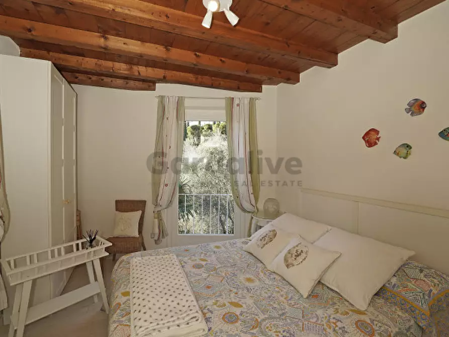 Immagine 7 di Villa in vendita  in Via Angelo Feltrinelli a Gargnano