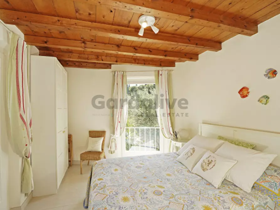Immagine 17 di Villa in vendita  in Via Angelo Feltrinelli a Gargnano