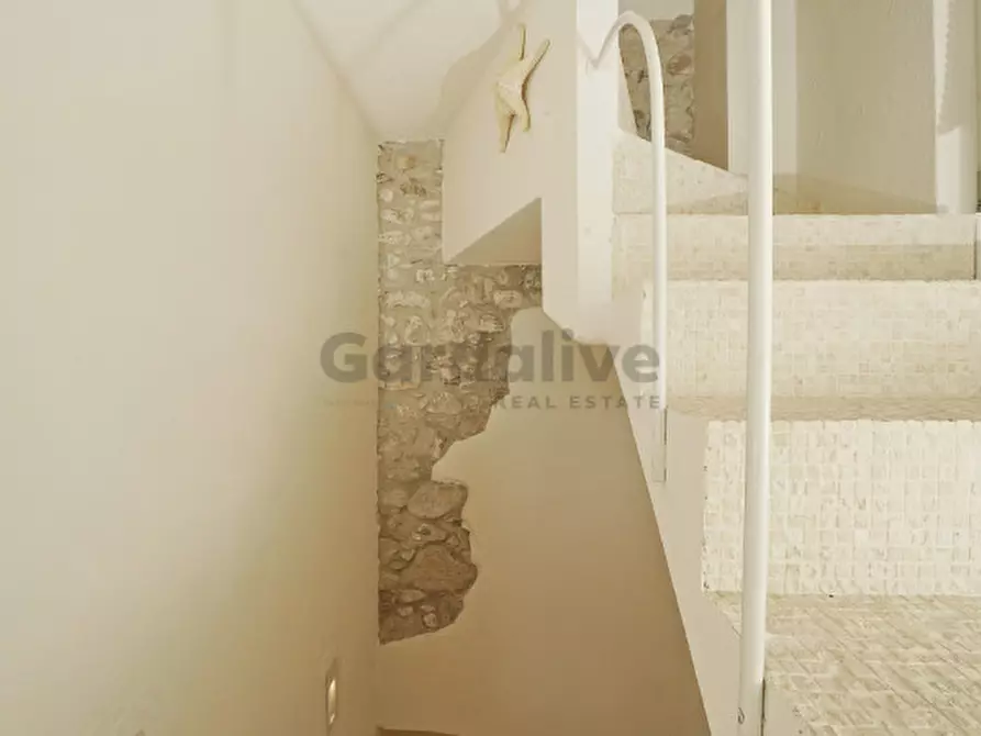 Immagine 22 di Villa in vendita  in Via Angelo Feltrinelli a Gargnano
