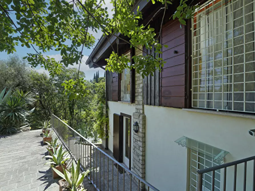 Immagine 29 di Villa in vendita  in Via Angelo Feltrinelli a Gargnano