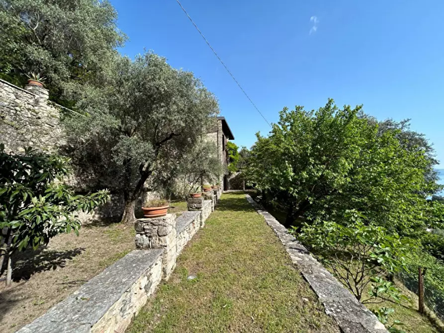 Immagine 31 di Villa in vendita  in Via Angelo Feltrinelli a Gargnano
