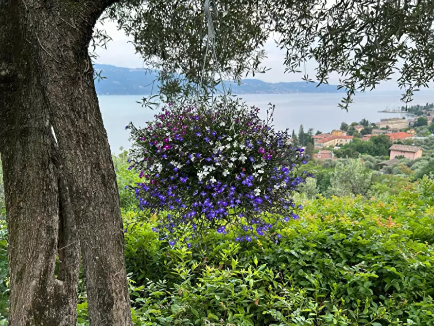 Immagine 32 di Villa in vendita  in Via Angelo Feltrinelli a Gargnano