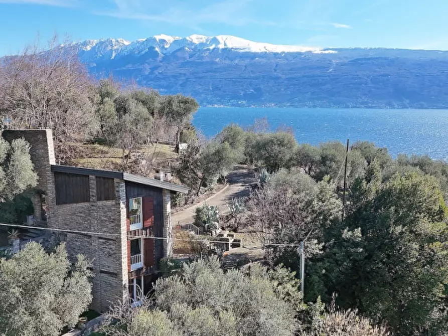 Immagine 36 di Villa in vendita  in Via Angelo Feltrinelli a Gargnano