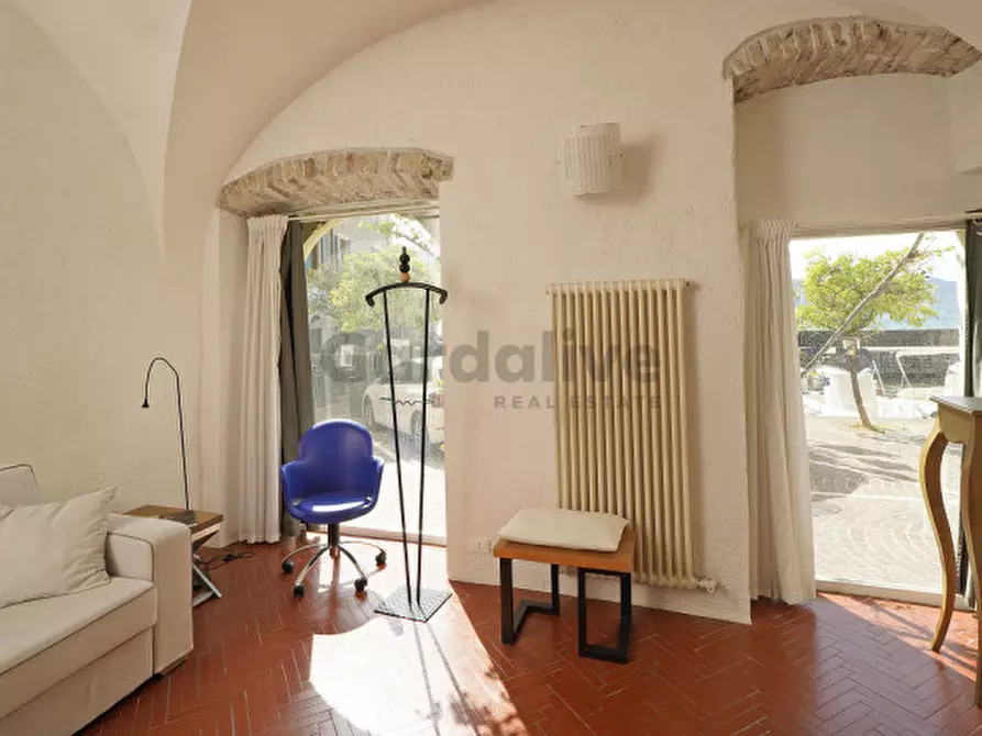 Immagine 4 di Appartamento in vendita  in Via Porto 4 a Gargnano