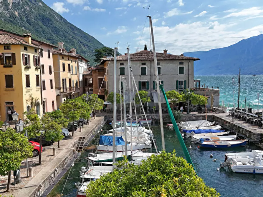 Immagine 24 di Appartamento in vendita  in Via Porto 4 a Gargnano