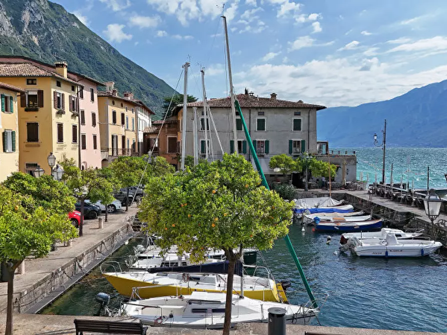 Immagine 25 di Appartamento in vendita  in Via Porto 4 a Gargnano