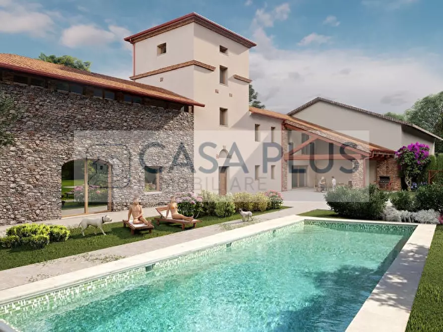 Immagine 1 di Villa in vendita  a Bassano Del Grappa