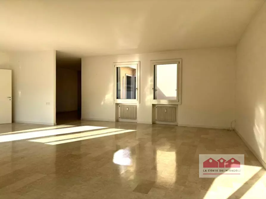 Immagine 3 di Appartamento in vendita  in Corso Palladio 32 a Vicenza