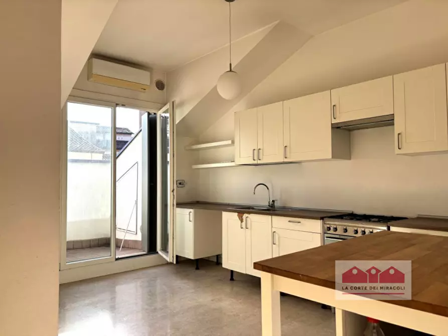 Immagine 9 di Appartamento in vendita  in Corso Palladio 32 a Vicenza