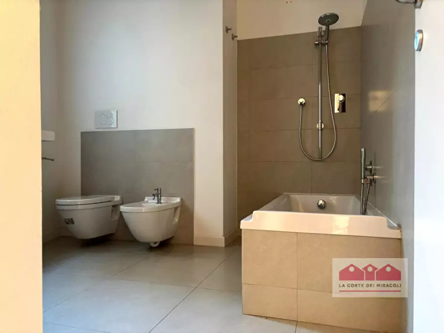 Immagine 15 di Appartamento in vendita  in Corso Palladio 32 a Vicenza