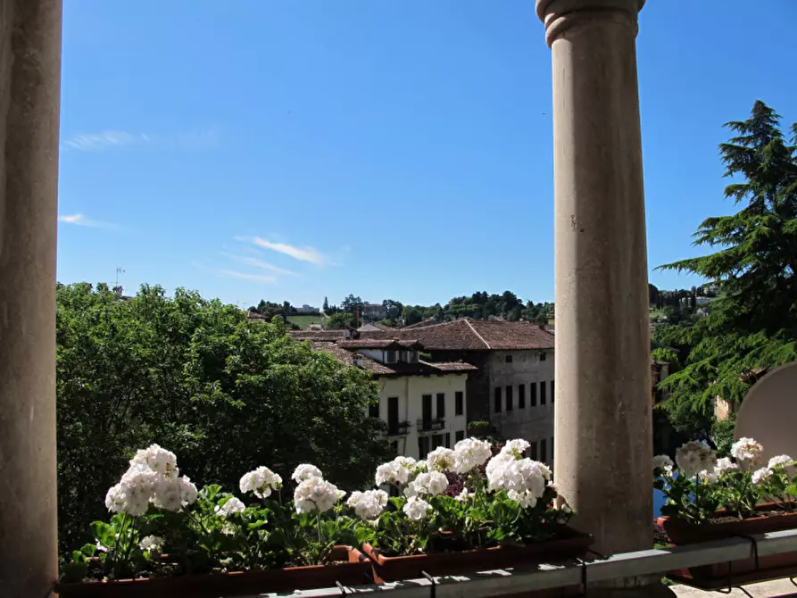 Immagine 1 di Appartamento in affitto  in Contrà Pasini 18 a Vicenza