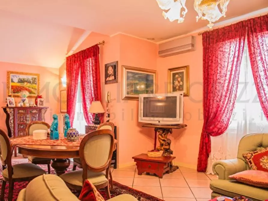 Immagine 2 di Villa in vendita  in via santo stefano a Albignasego