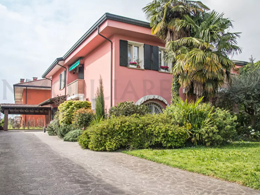 Immagine 16 di Villa in vendita  in via santo stefano a Albignasego