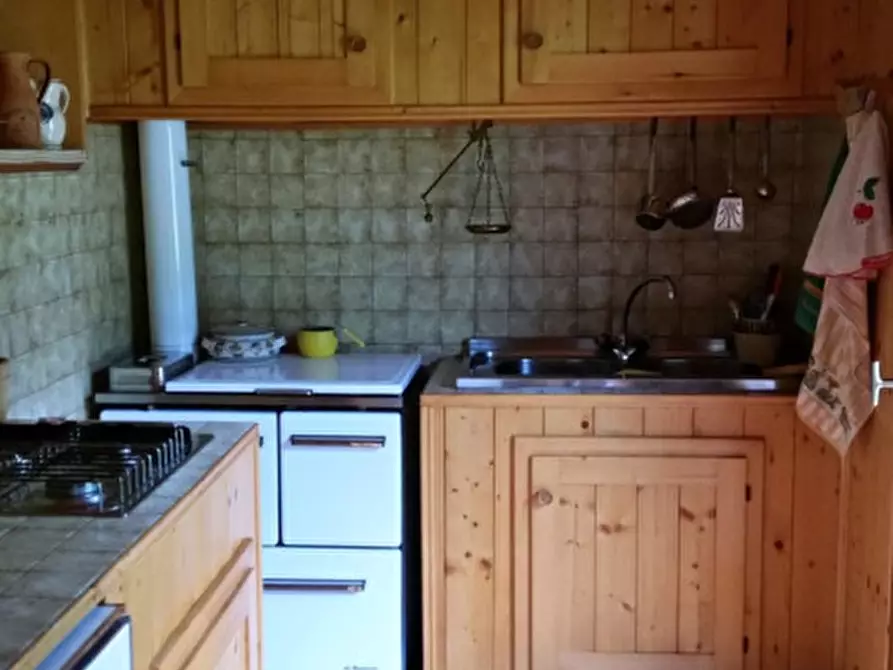 Immagine 11 di Rustico / casale in vendita  a Rabbi