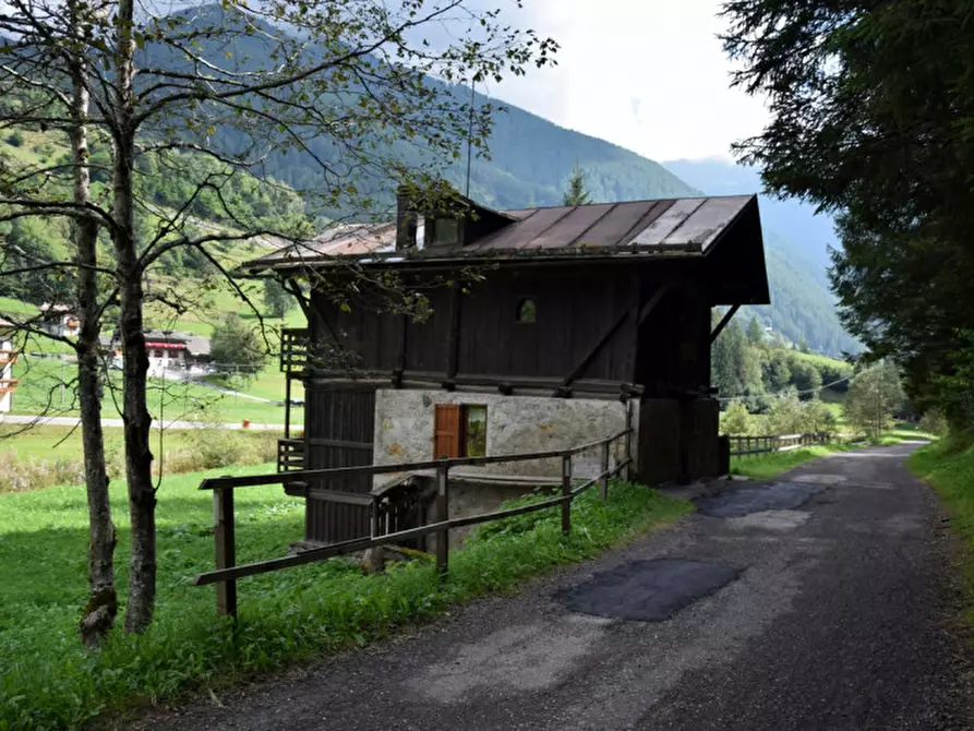 Immagine 20 di Rustico / casale in vendita  a Rabbi