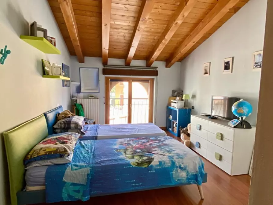 Immagine 26 di Villetta a schiera in vendita  a Valeggio Sul Mincio