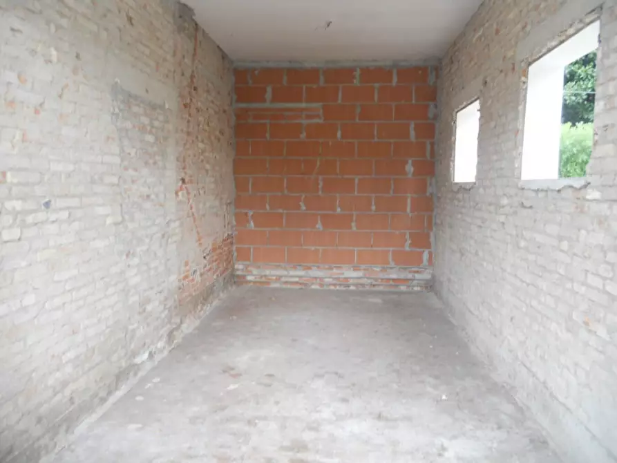 Immagine 5 di Casa indipendente in vendita  in VIA BRAVI a Padova