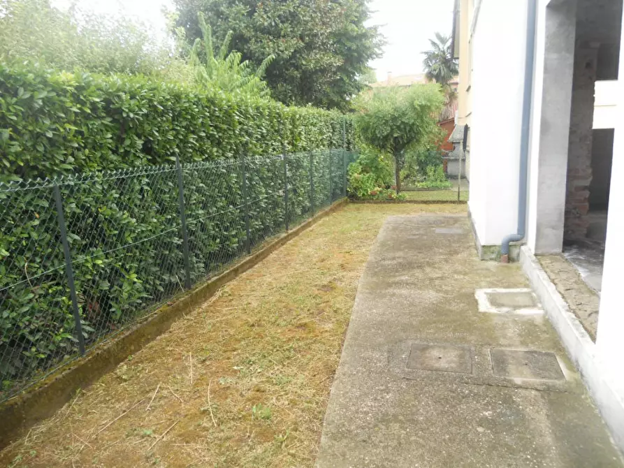 Immagine 11 di Casa indipendente in vendita  in VIA BRAVI a Padova