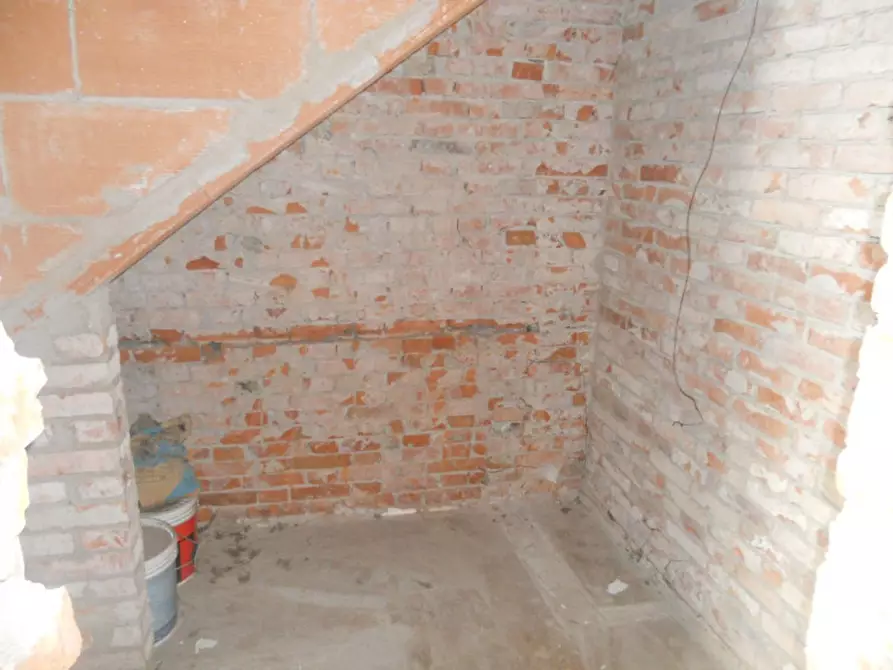 Immagine 12 di Casa indipendente in vendita  in VIA BRAVI a Padova