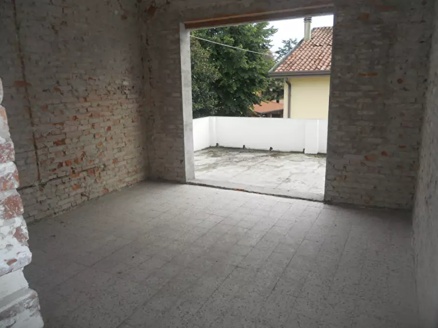 Immagine 14 di Casa indipendente in vendita  in VIA BRAVI a Padova