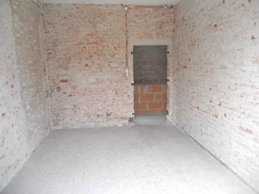 Immagine 15 di Casa indipendente in vendita  in VIA BRAVI a Padova