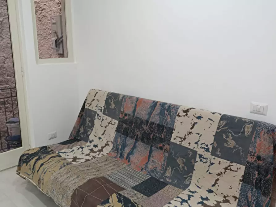 Immagine 3 di Appartamento in affitto  in Via Maffei 2 a Napoli