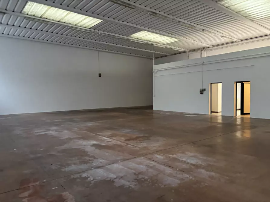 Immagine 3 di Capannone industriale in affitto  in Via Caduti sul Lavoro a Villafranca Padovana