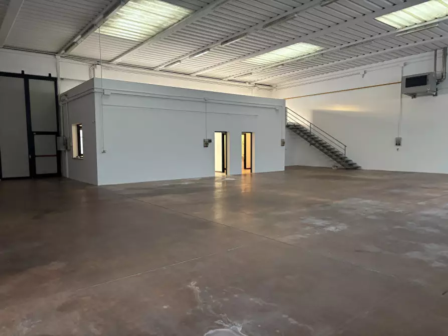 Immagine 4 di Capannone industriale in affitto  in Via Caduti sul Lavoro a Villafranca Padovana